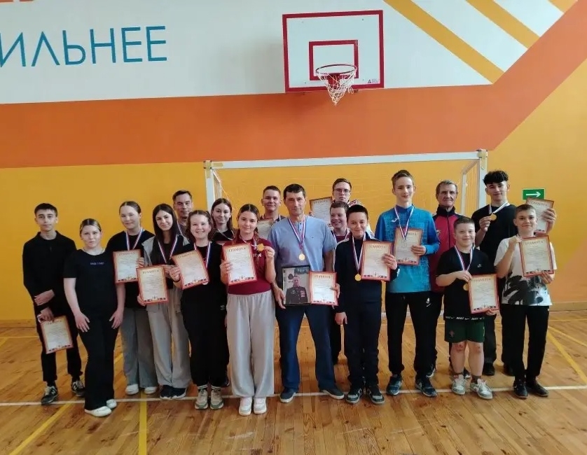 Соревнования по настольному теннису. В память о земляке